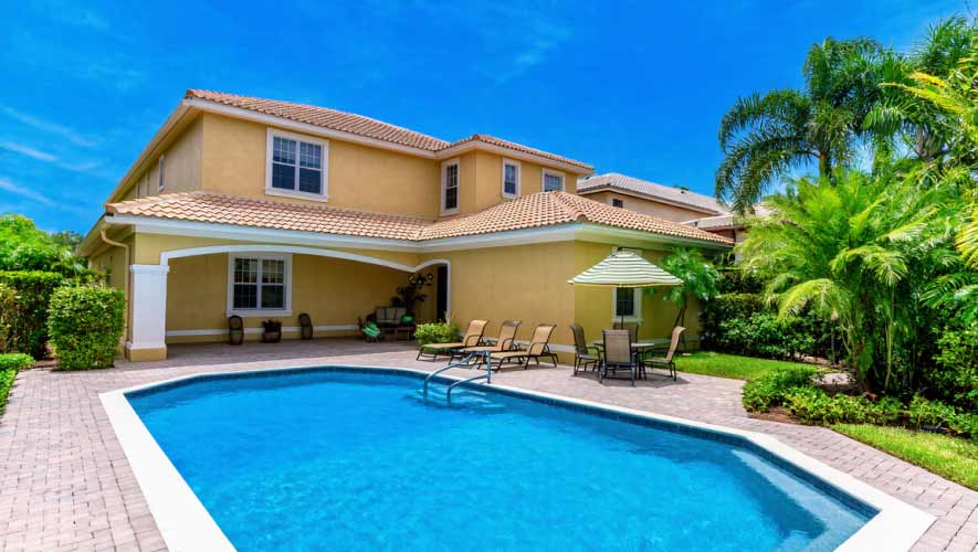 Backyard Swimming Pool