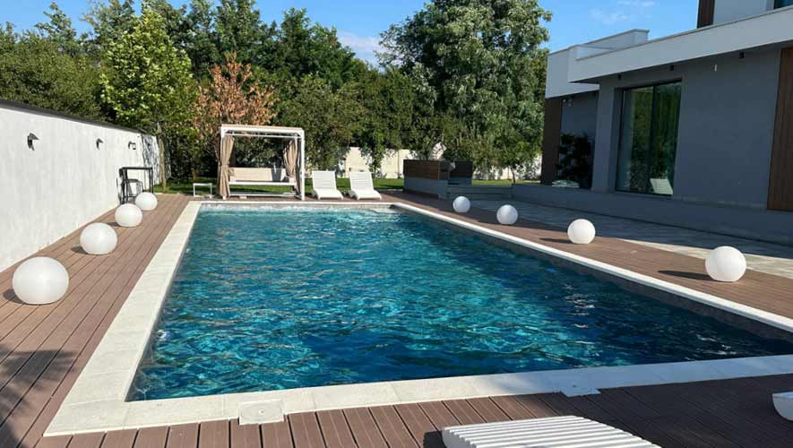 Backyard-swimming-pool-with-pool-membrane Backyard Swimming Pool with Pool Membrane
