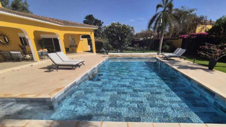 Pool with Variable-speed Pumps and LED Lights