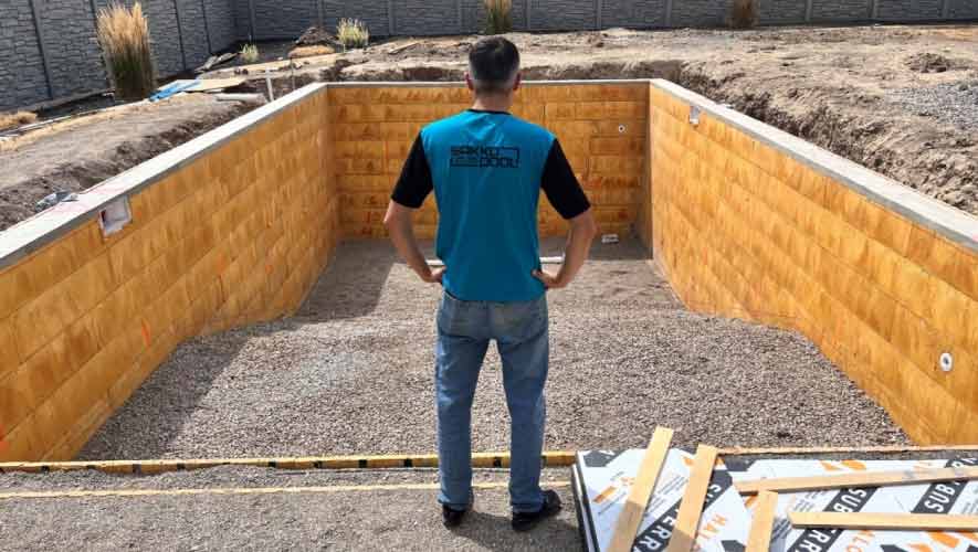Sakko-pool-contractor-specializing-in-cefil-60-mil-pool-liner