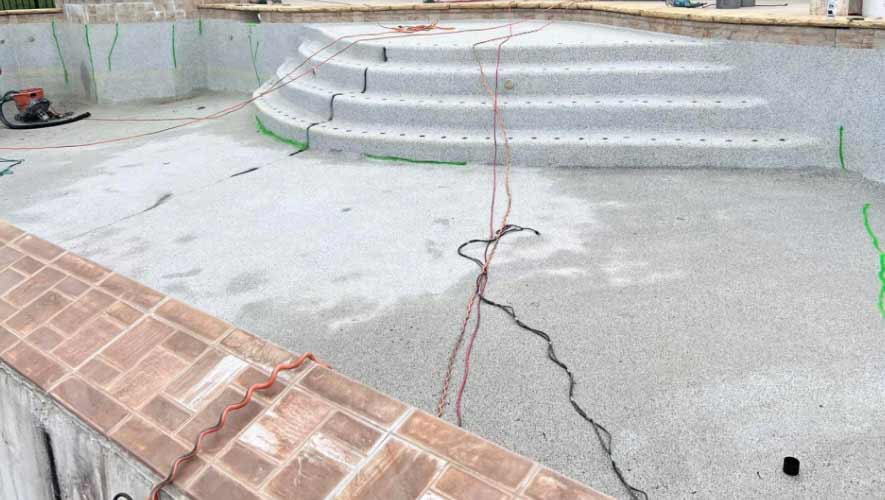 Cracks-in-the-pool-are-marked-in-green Cracks in the Pool Are Marked in Green