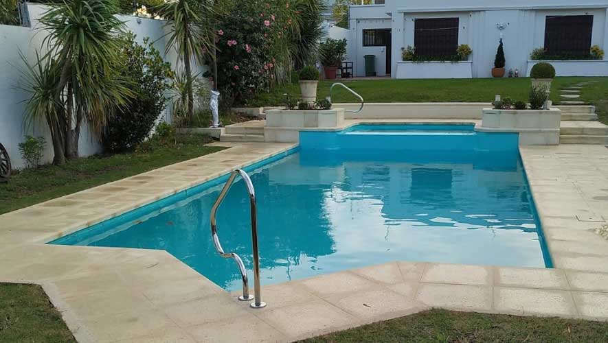 Pool with Cefil 60 mil membrane
